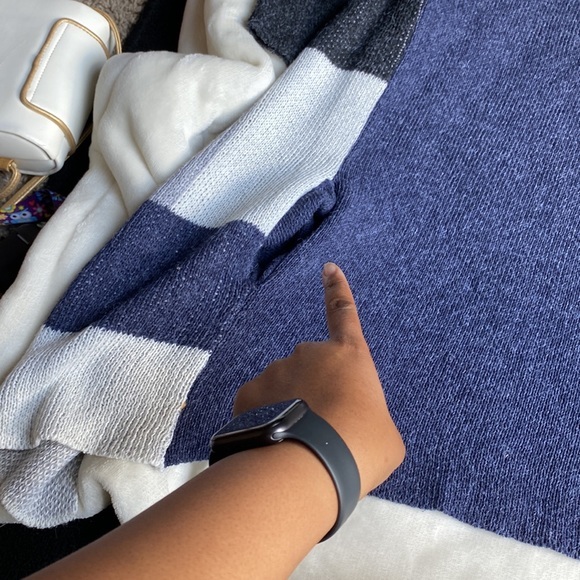 Preowned S Cardigan - Picture 7 of 11